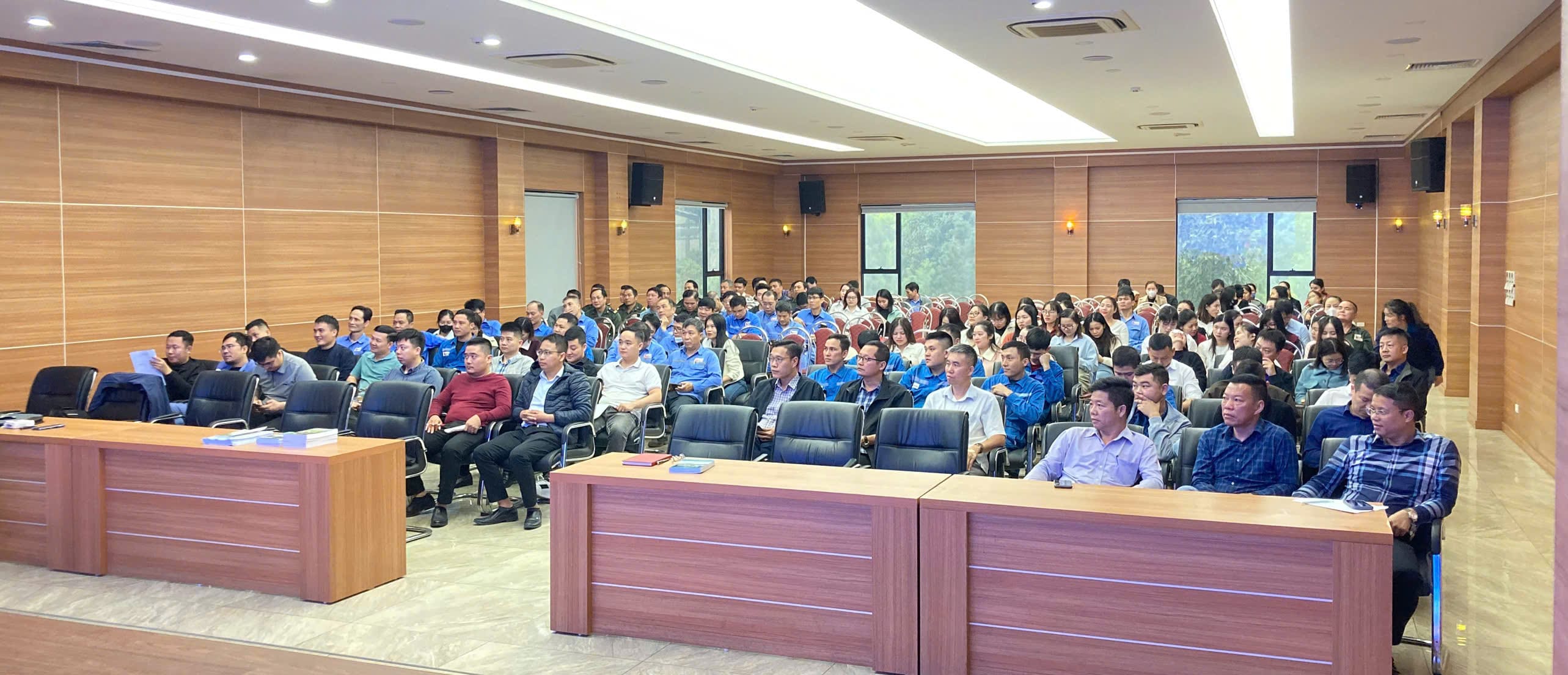 z7351516950895_76b8c1d56c5b765465c80e5b40b0fa12