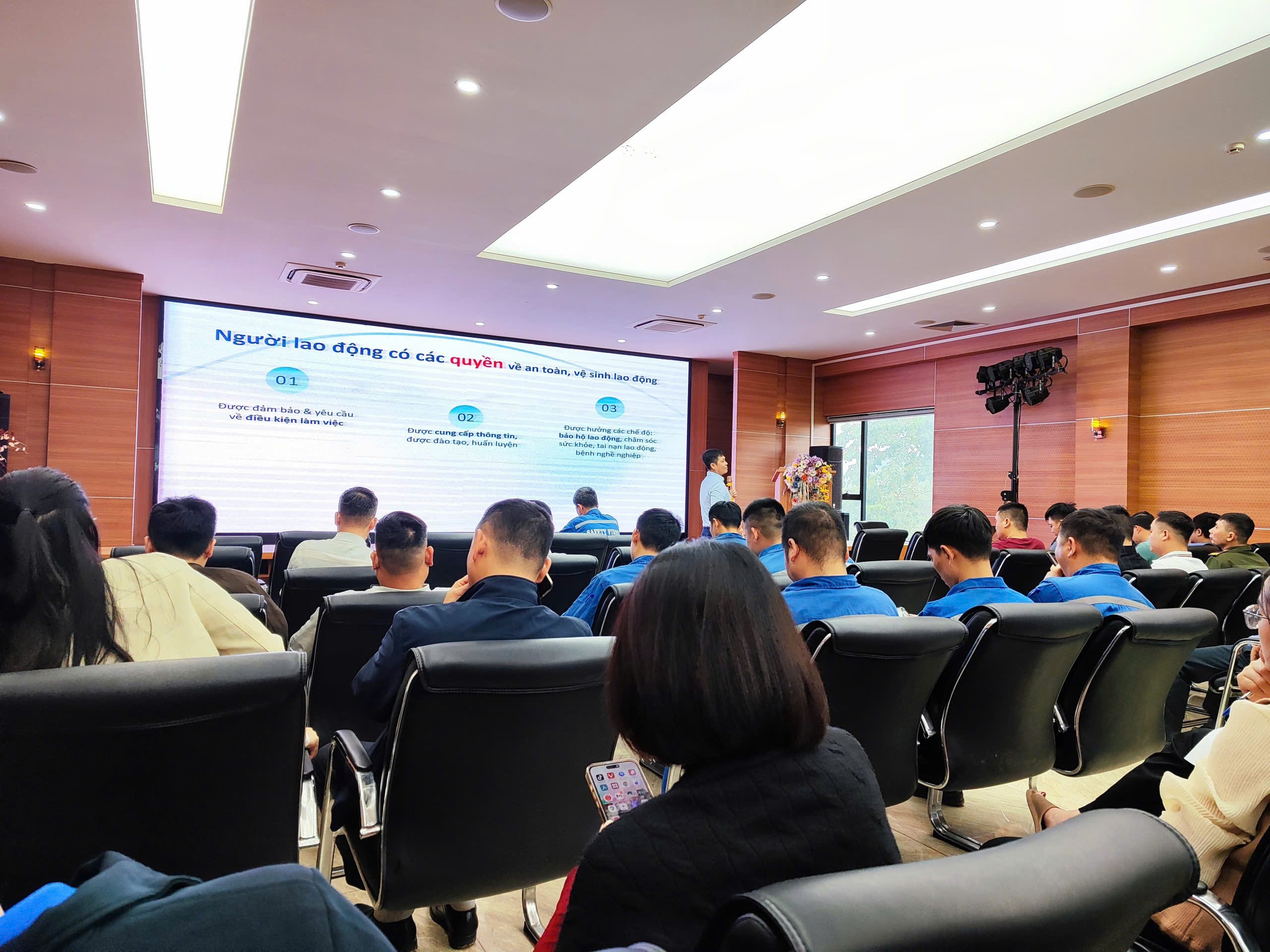 z7353034685007_b573011b3fc1574c6cc3465a24f1191f